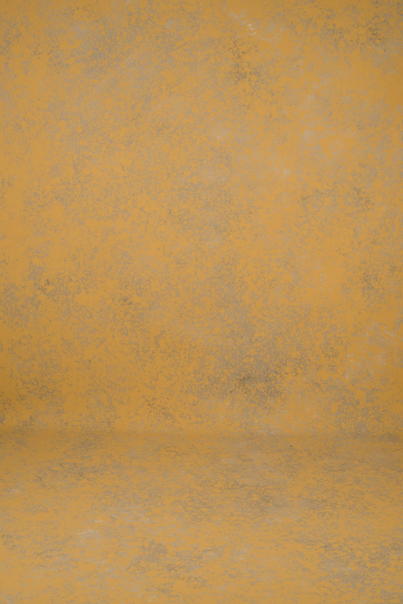 1022 Ochre Strong Text XXL