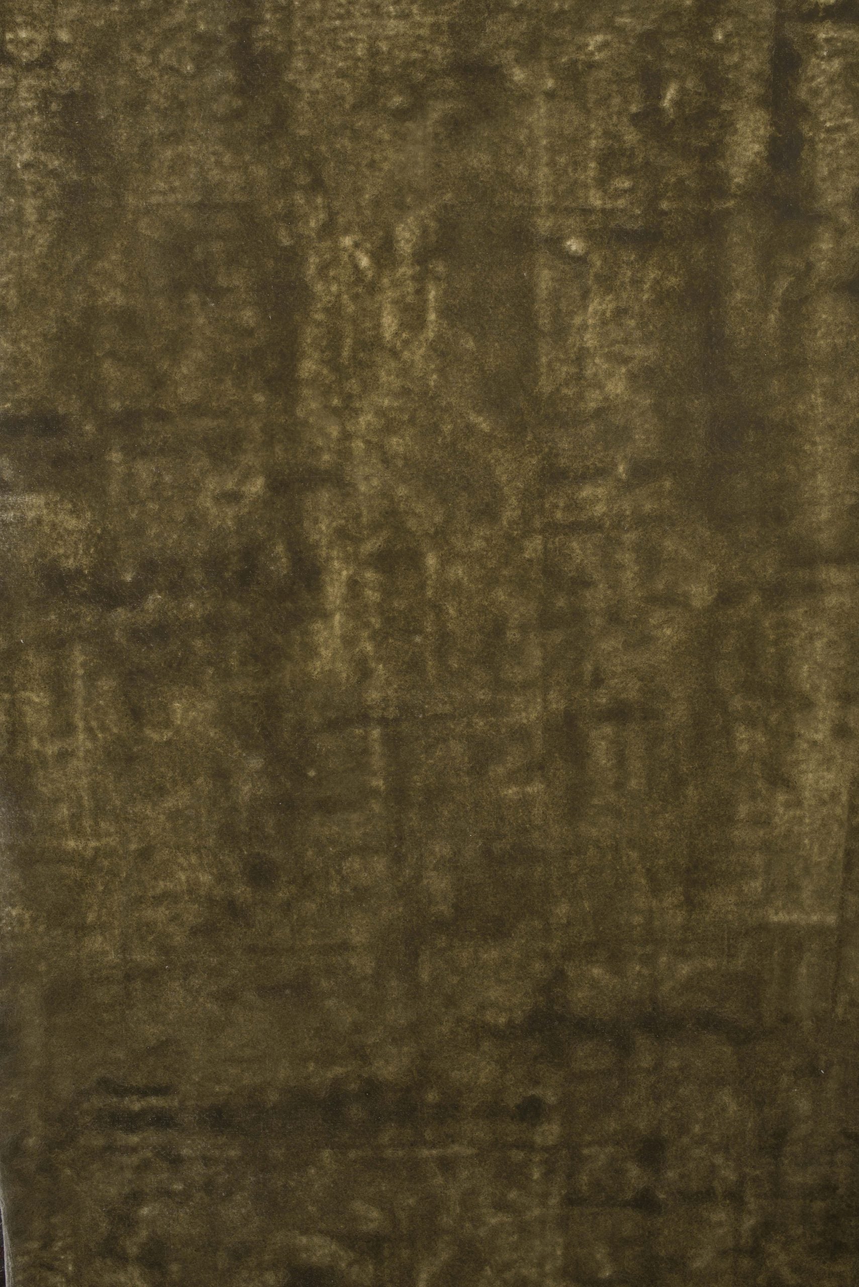 10228 Olive Green Distressed Text XS