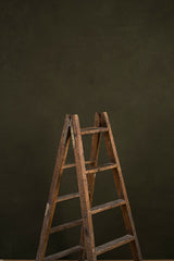 10279 Olive Green Low text MID