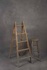 1032 Grey Distressed Text XL
