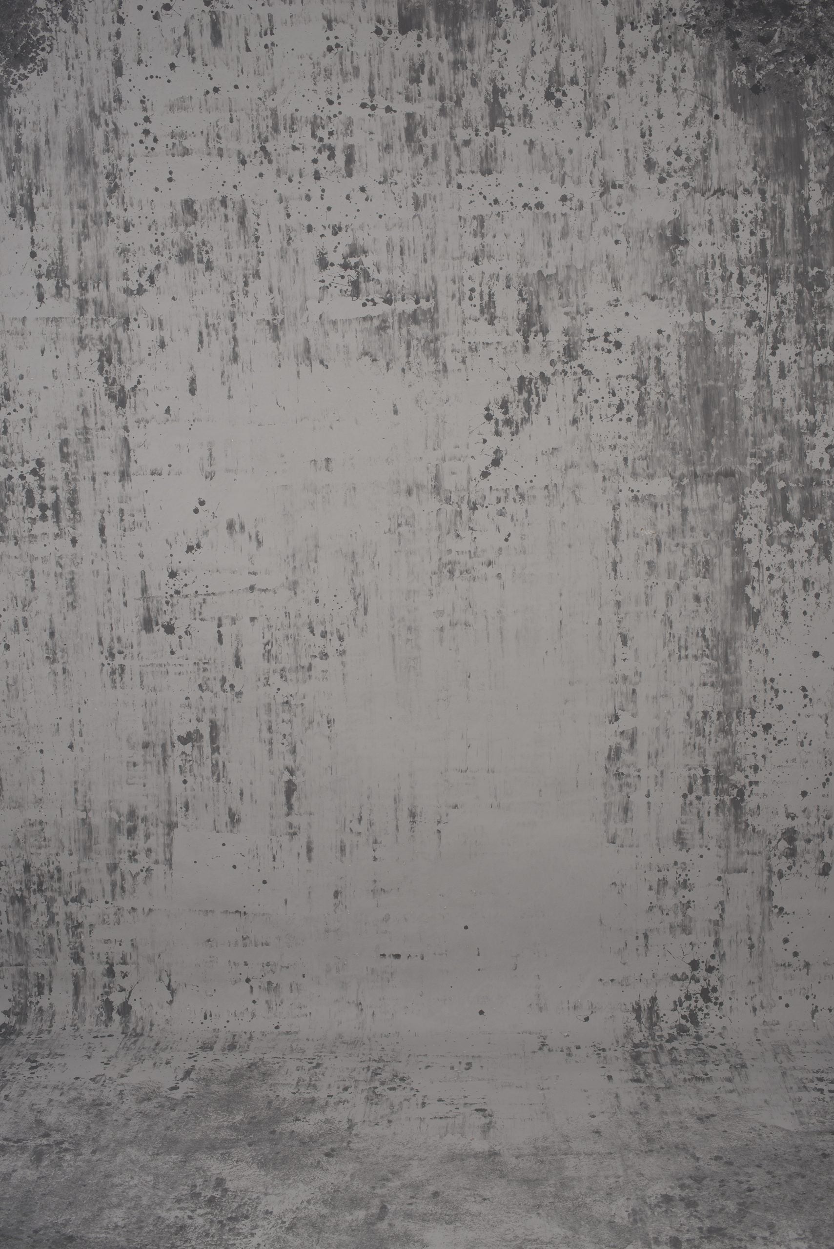 1034 Grey Strong Text XL