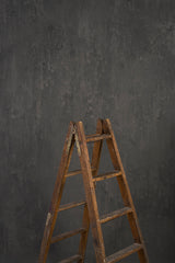 10359 Grey Strong Text L