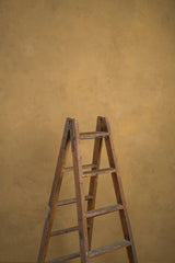 10395 Ochre Mid Text L