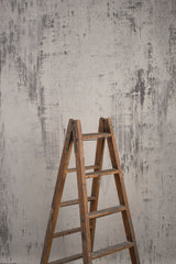 10405 Light Grey Strong Text L