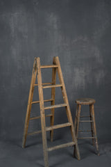 1041 Cold Grey Distressed Text XL
