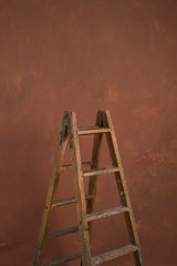 10418 Red Ochre Mid Text M a