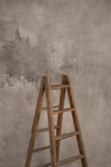10482 Light Grey Strong Text M