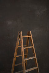 10522 Warm Grey Strong Text L
