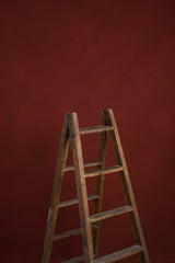10586 Red Low Text L