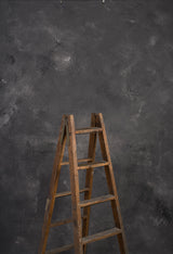 10643 Grey Strong Text L