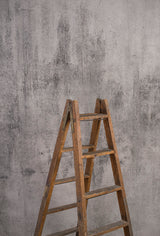 10735 Grey Strong Text ST
