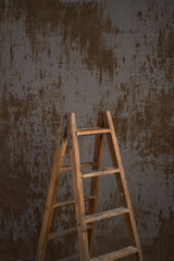 10824 Grey Brown Strong Text M