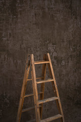 10827 Warm Grey Strong Text M