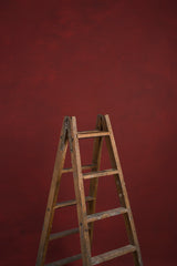 10833 Red Mid Text M