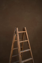 10878 Brown Mid Text ST