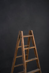 10938 Dark Grey Low Text ST