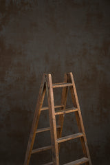 10972 Warm Grey Strong Text L
