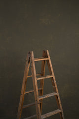 11006 Olive Green Mid Text M