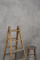 1104 Grey Mid Text L+