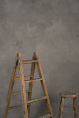 1111 Warm Grey Mid Text L+