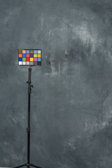 Cold Grey Backdrop Strong Text L+ 1117