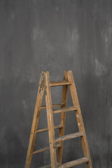 11310 Grey Strong Text L