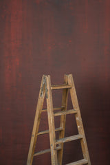 11326 Red Strorng Text L