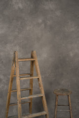 1136 Warm Grey Mid Text L+