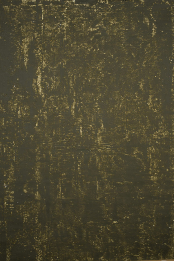 11401 Green Distressed Text M