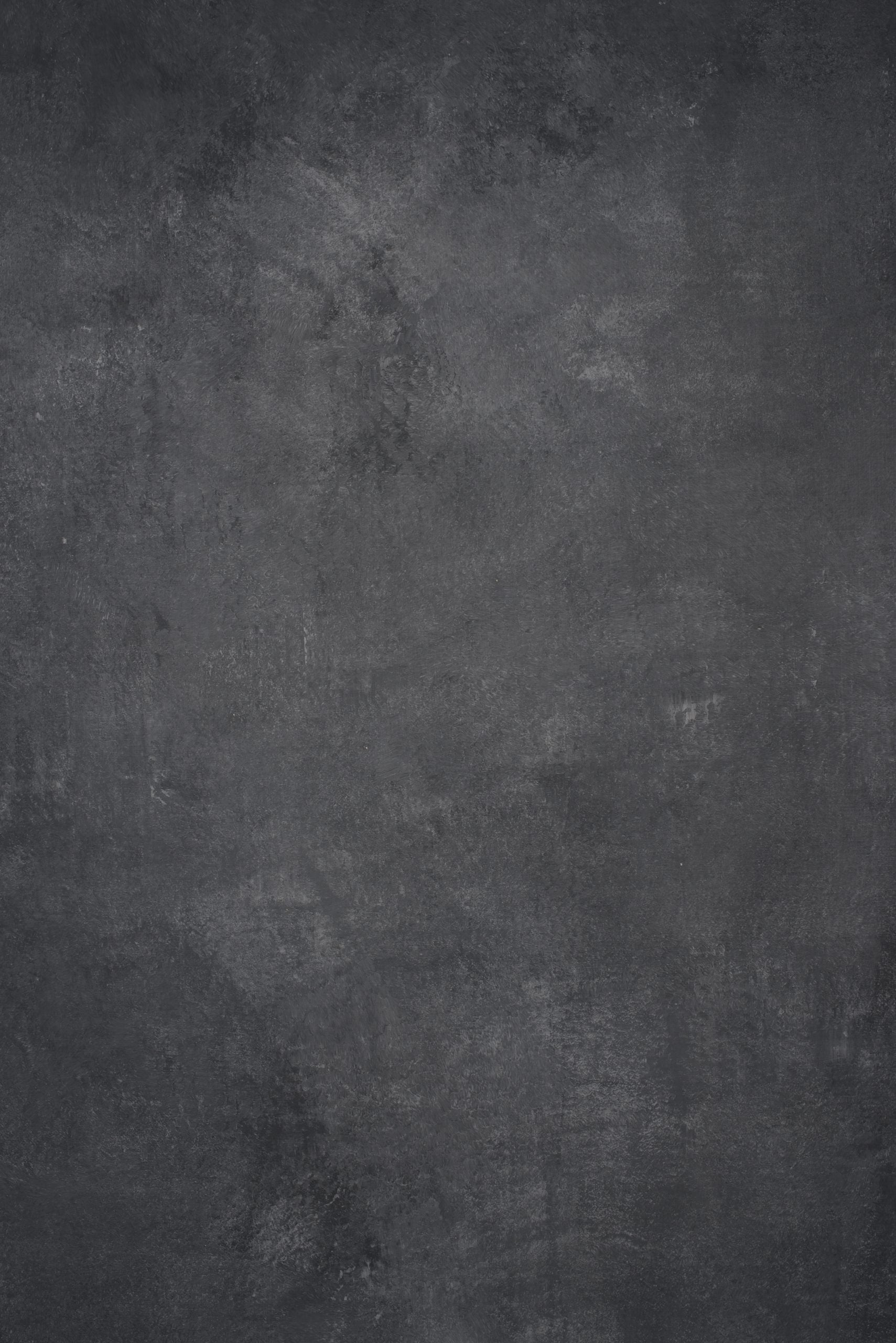 1146 Dark Grey Distressed Text L+