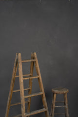 1149 Dark Grey Low Text L+