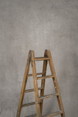11561 Light Grey Distressed Text L