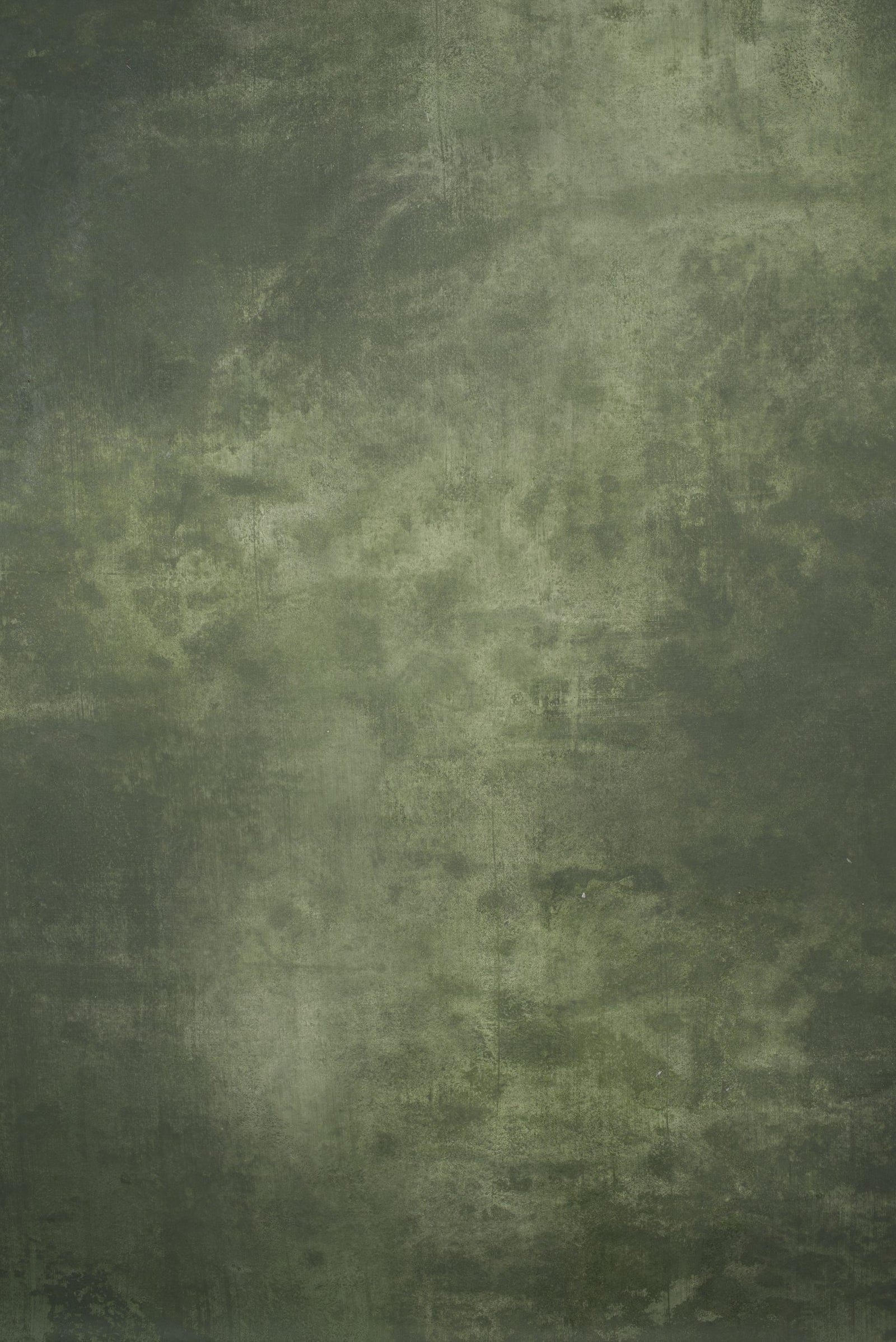 11575 Green Distressed Text M