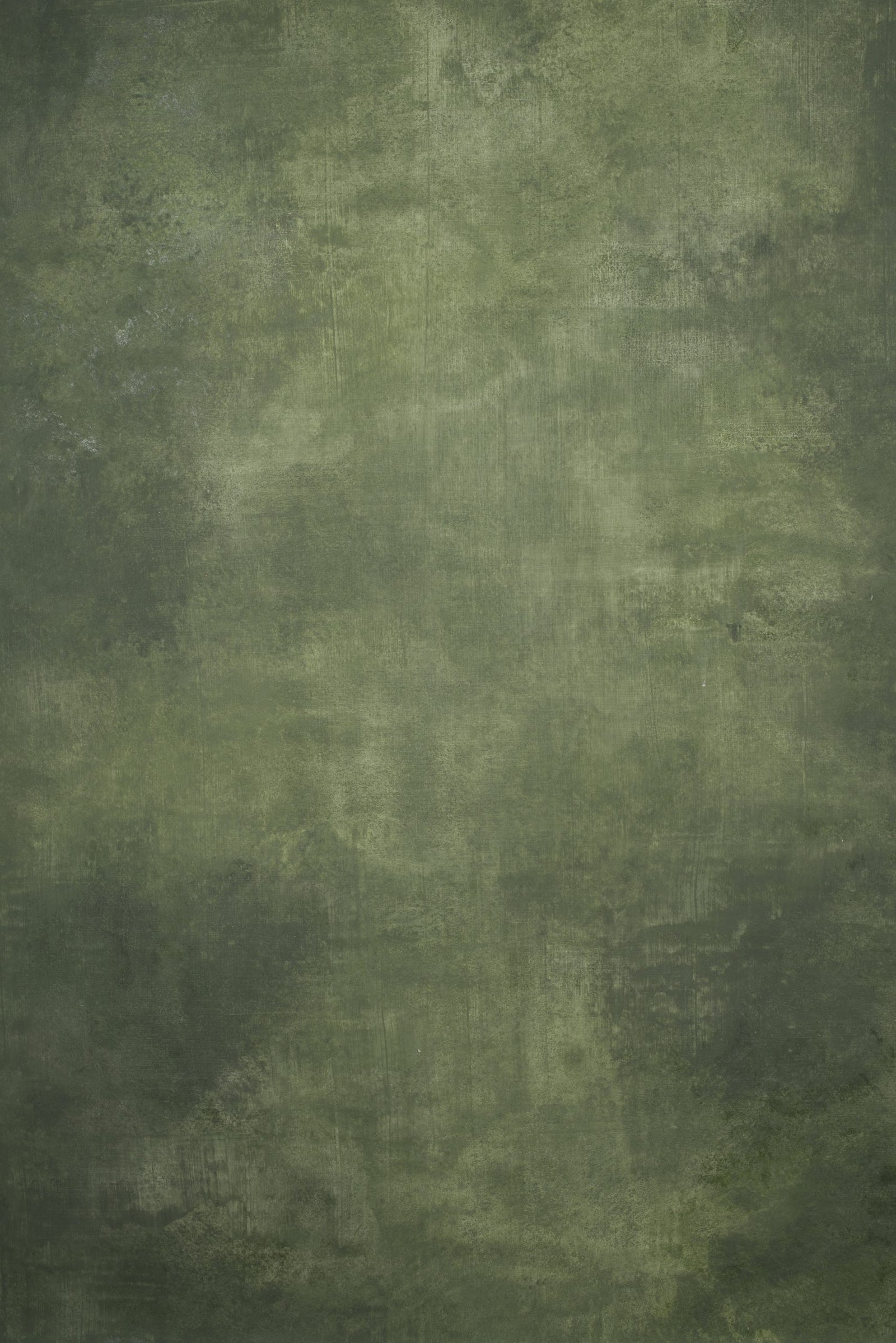 11576 Green Distressed Text M