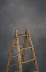 11600 Warm Grey Distressed Text ST