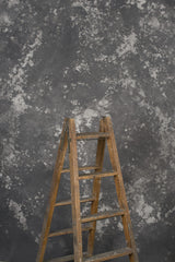 11638 Grey Strong Text L