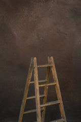 11668 Brown Backdrop Mid Text L