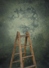 11687 Green Strong Text L