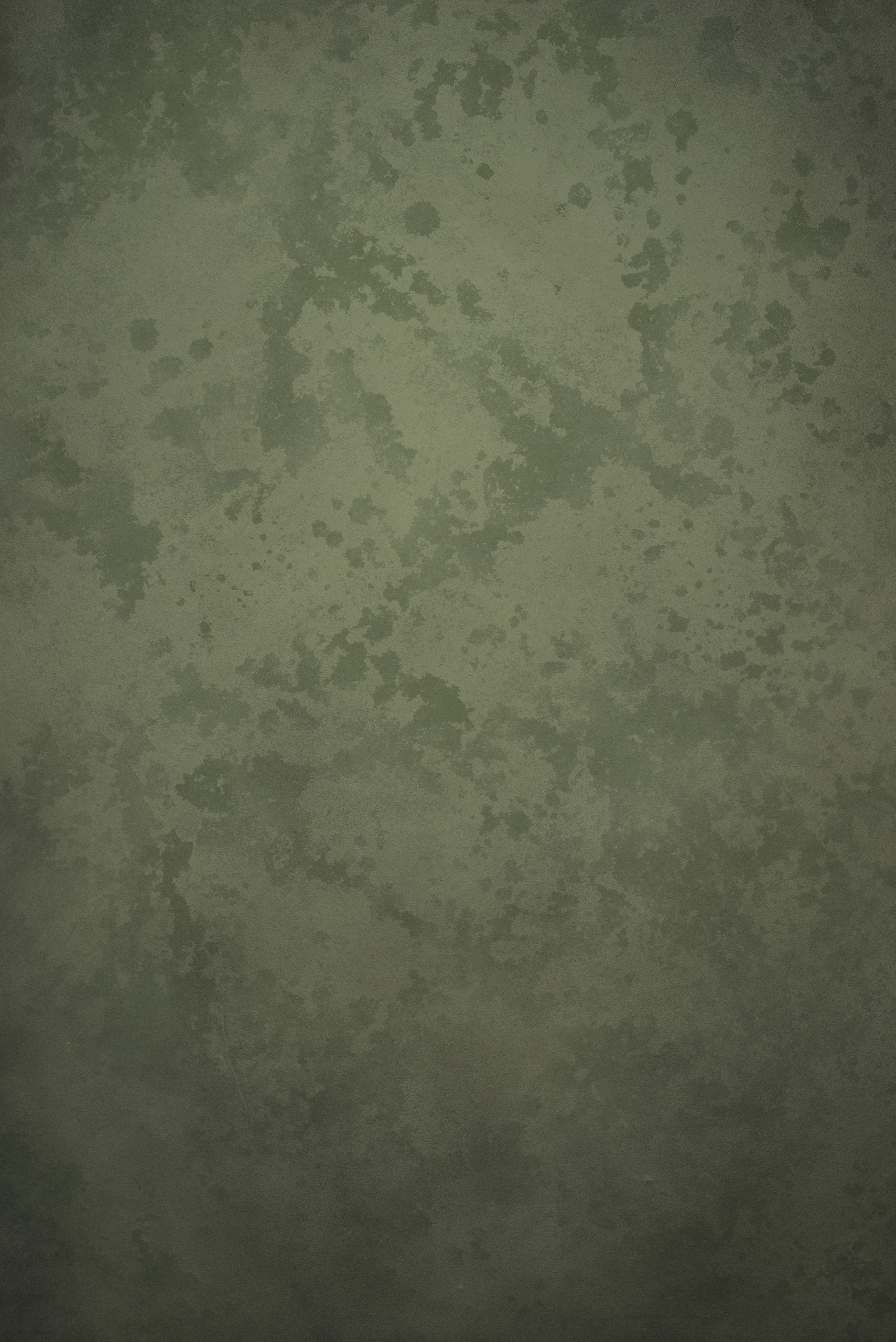 11779 Green Strong Text M