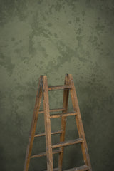 11779 Green Strong Text M