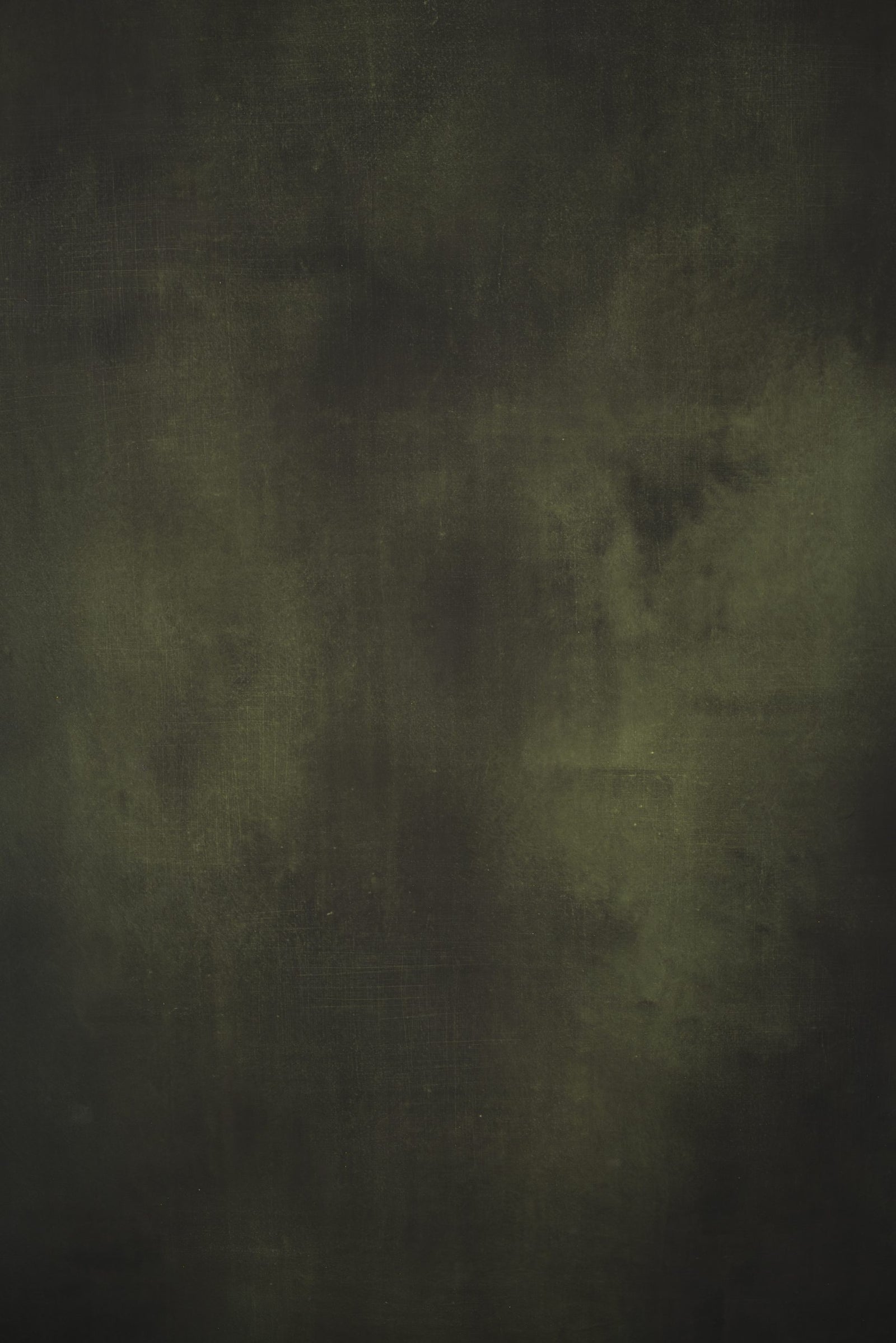 11781 Green Distressed Text M