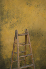11796 Ochre Strong Text M