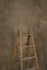 11992 Brown Distressed Text ST