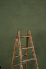 12000 Green Mid Text ST