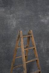12031 Grey Distressed Text L