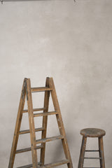 1204 Beige Low Text L+