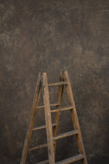 12045 Warm Grey Strong Text L