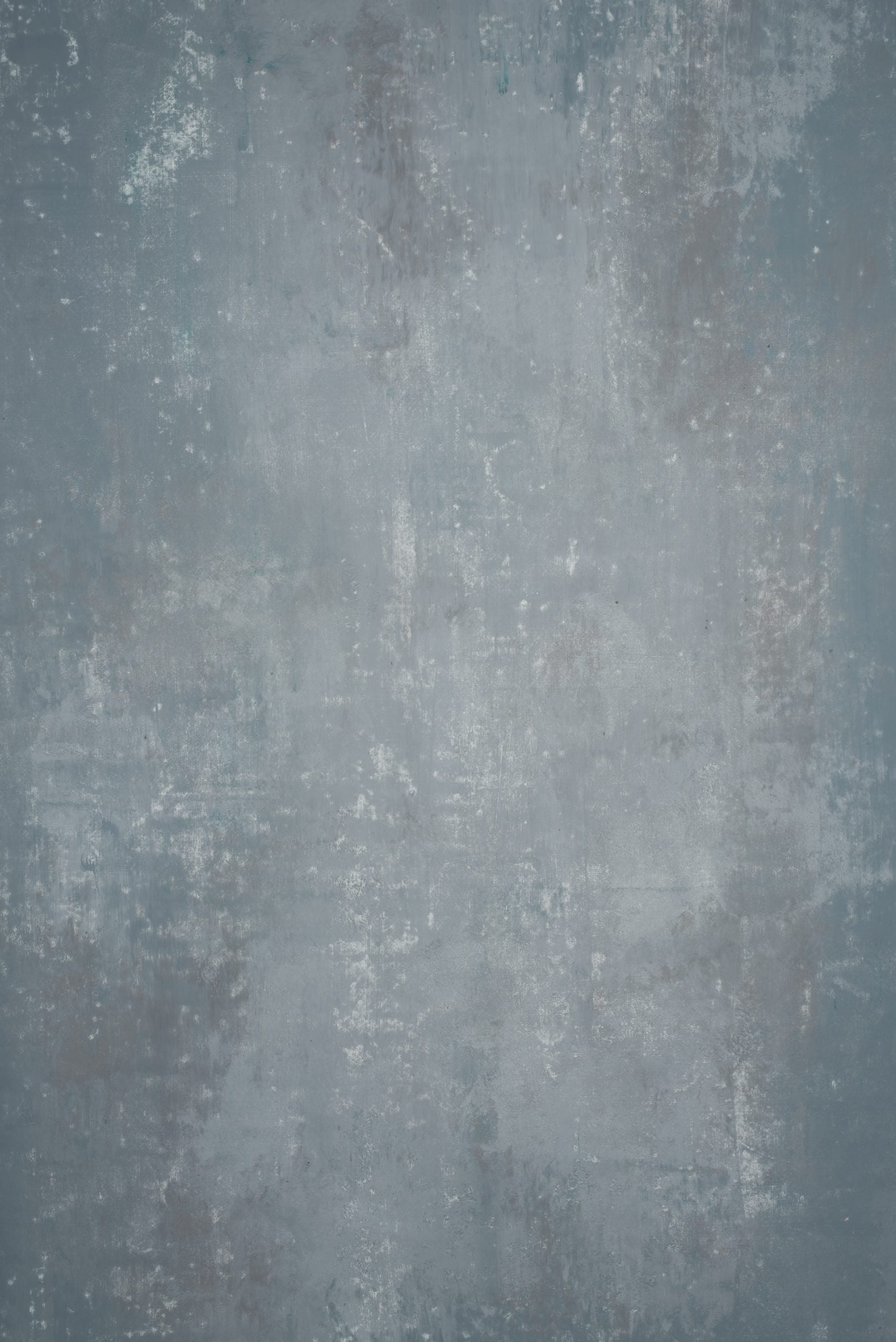 12058 Cold Grey Distressed Text L
