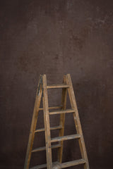 12062 Brown Strong Text L