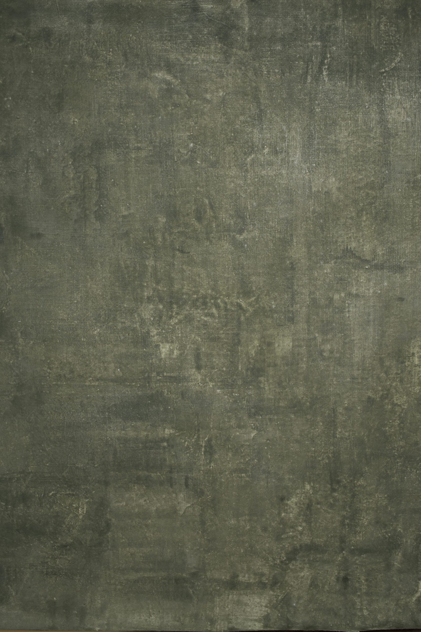 12089 Green Distressed Text L